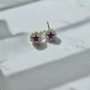 🆕💜🩶Purple star Crystal earrings in  silver tone finish. For pierced ears.
